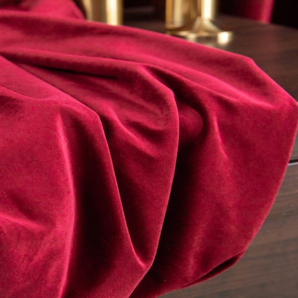 Rideau velour rouge